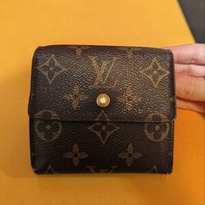 Louis Vuitton Elise Wallet